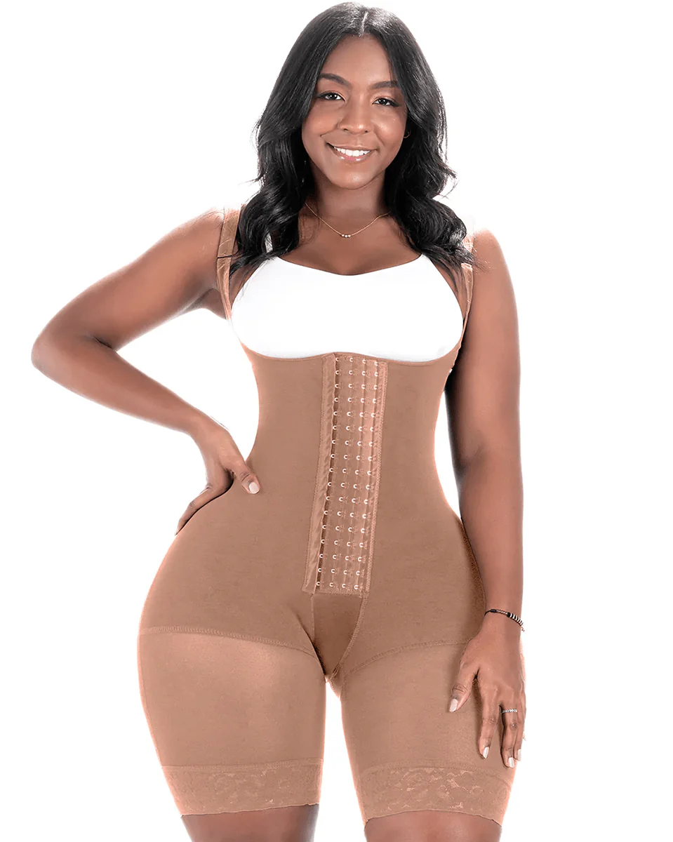 Bling Shapers Colombian Faja for Curvy Women with Wide Hips - 4 Hook Closure - Image 12