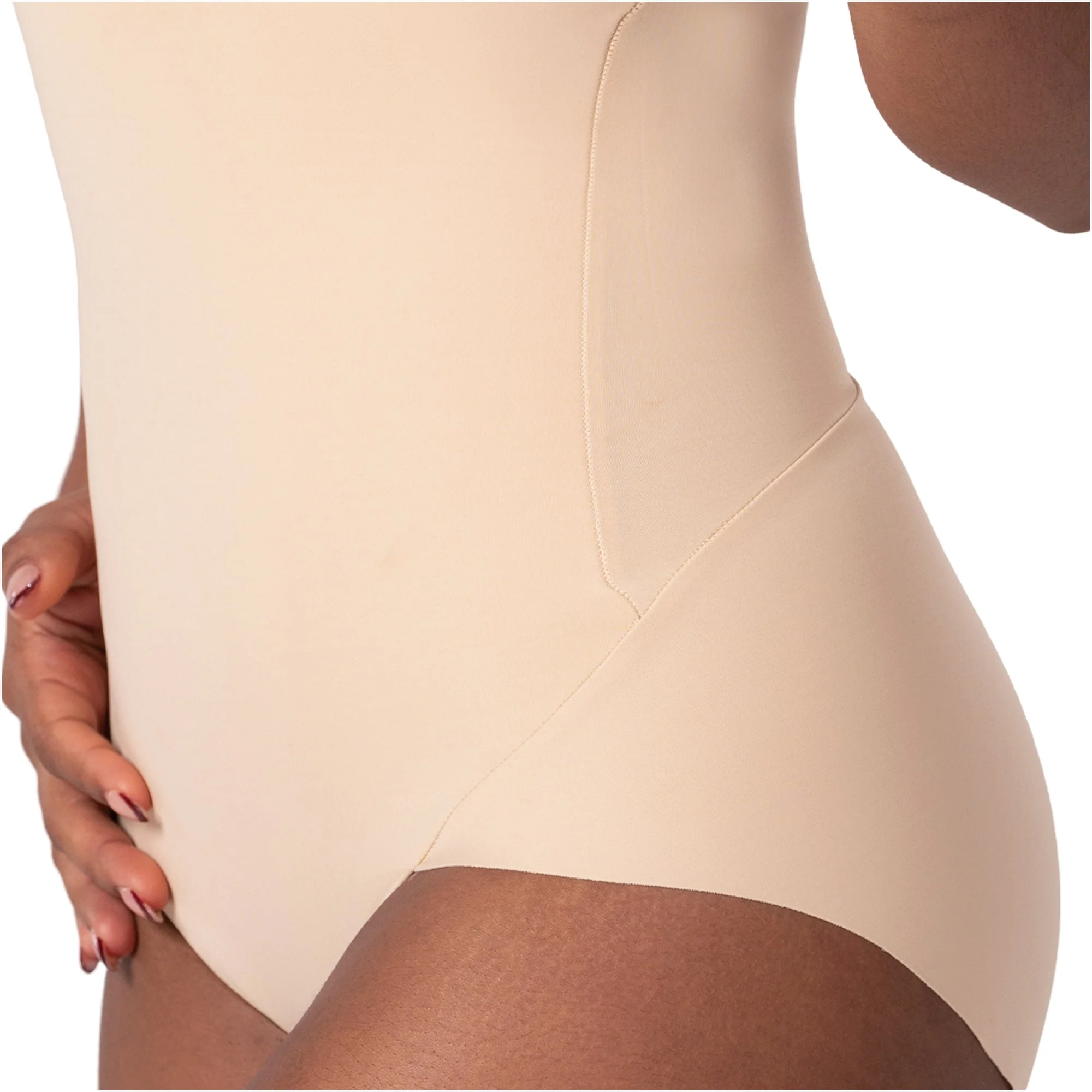 Fajas MyD Extra-Short Body Shaper Seamless Light Control Thong Shapewear - Image 4