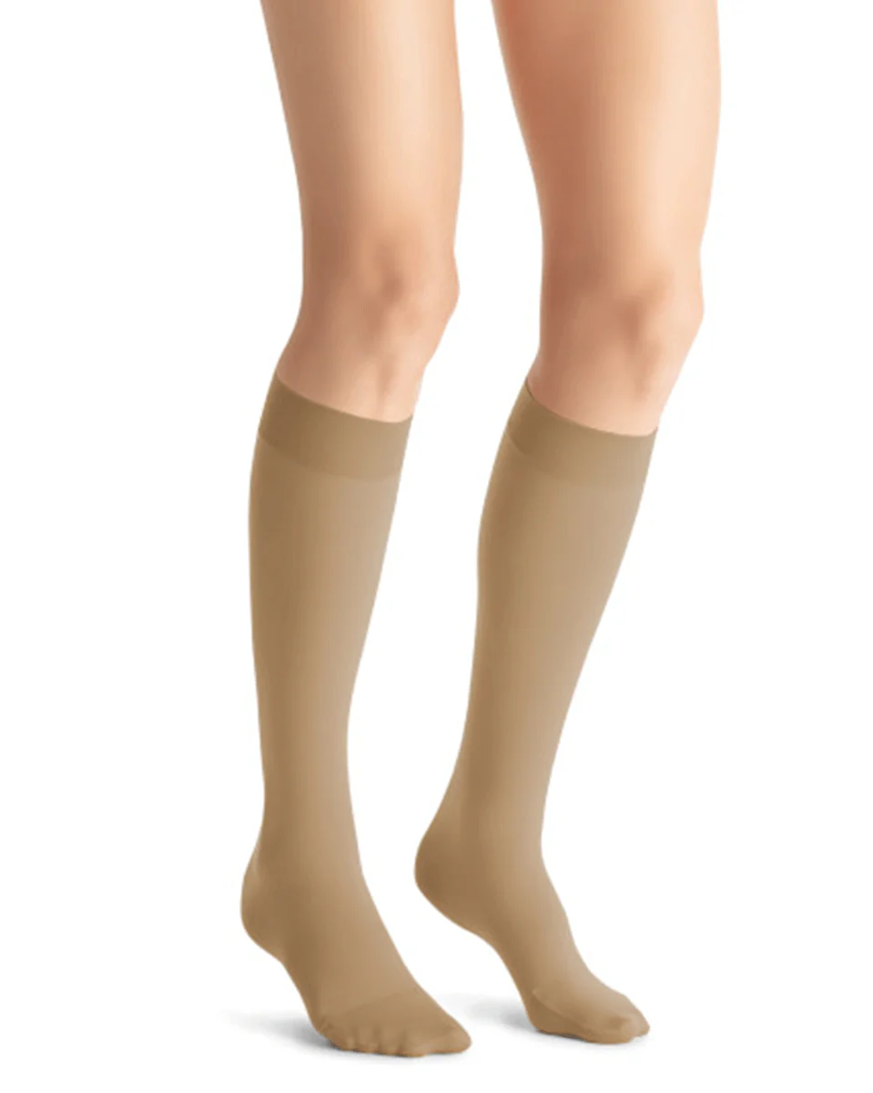Jobst Opaque SoftFit Women's 15-20 mmHg Knee High - Image 12
