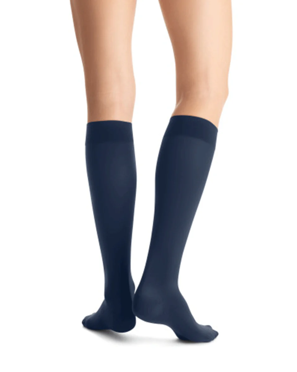 Jobst Opaque SoftFit Women's 20-30 mmHg Knee High - Image 10