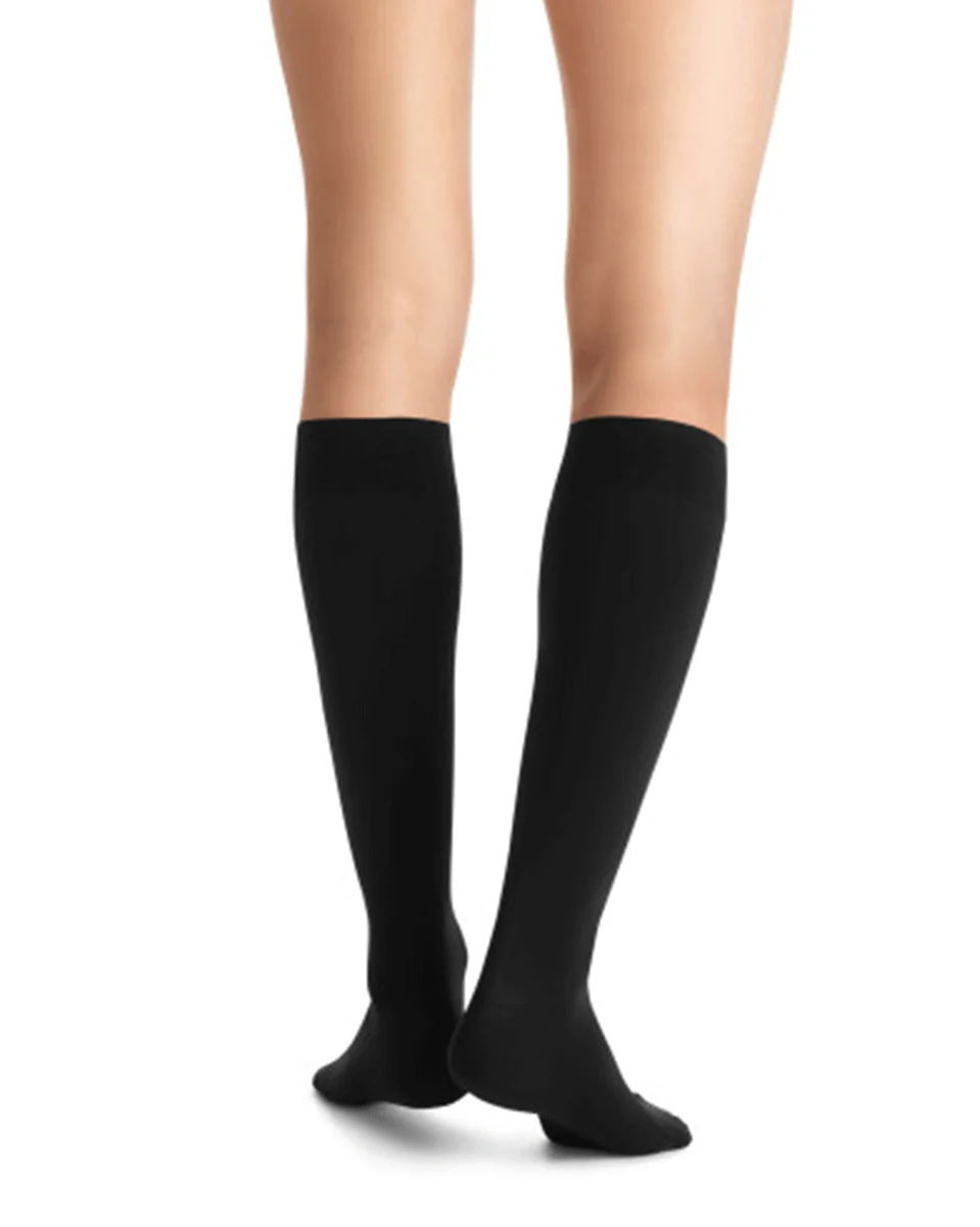 Jobst Opaque SoftFit Women's 20-30 mmHg Knee High - Image 6
