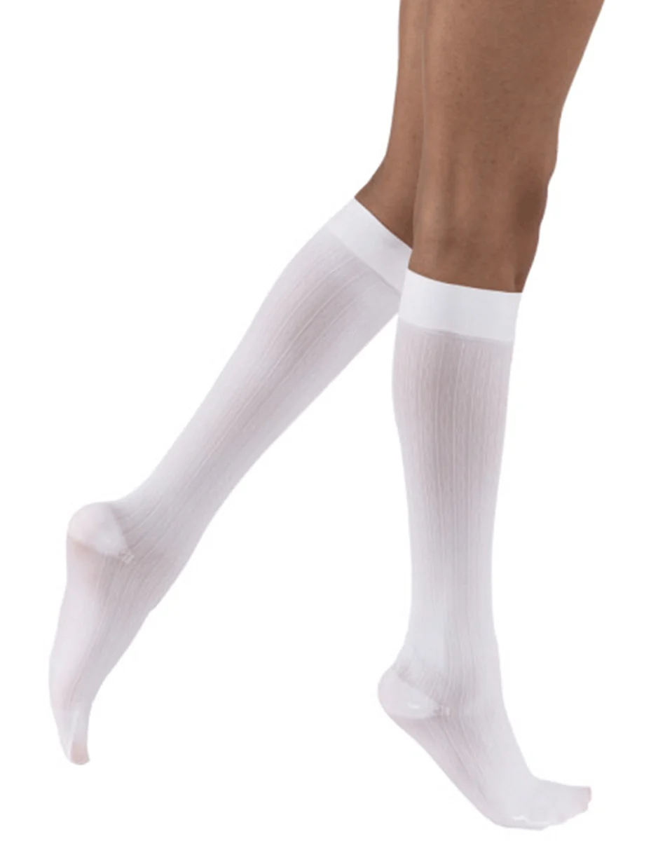 Jobst SoSoft Women's 20-30 mmHg Brocade Knee High - Image 4